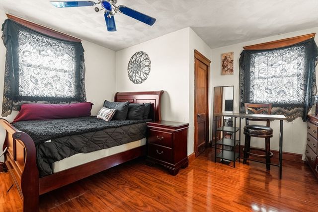 21 Fells Ave, Medford, MA 02155