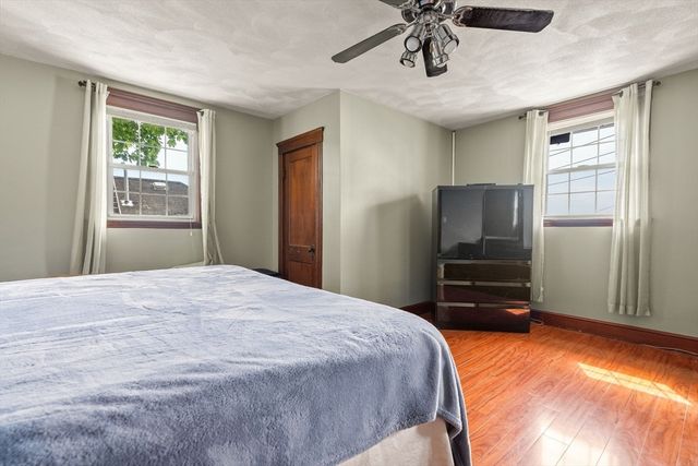 21 Fells Ave, Medford, MA 02155