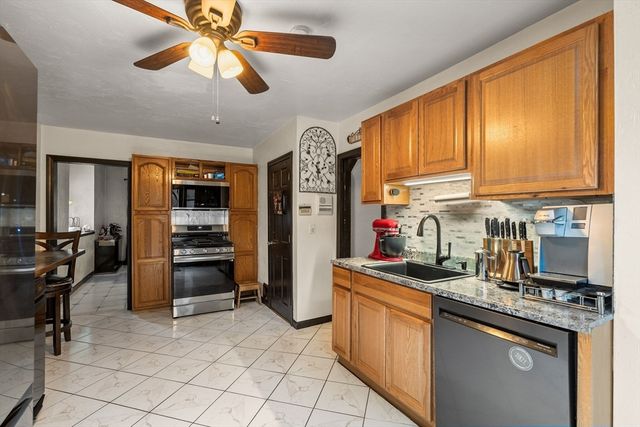 21 Fells Ave, Medford, MA 02155