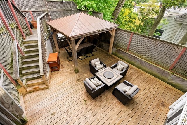 21 Fells Ave, Medford, MA 02155