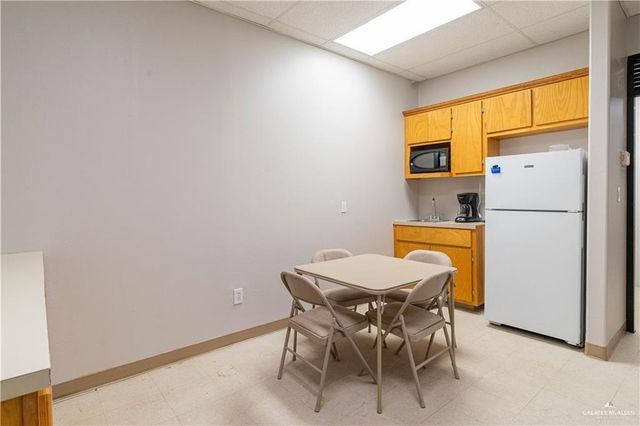 5405 S Mccoll Road B, Edinburg, TX 78539