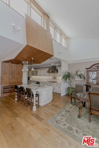 4460 Wilshire Boulevard 705, Los Angeles, CA 90010