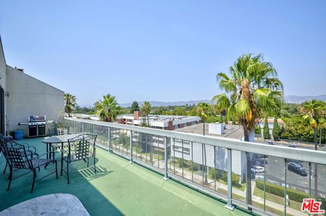 4460 Wilshire Boulevard 705, Los Angeles, CA 90010