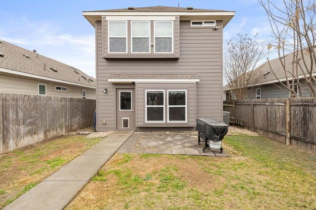 1058 Sand Post PL, San Marcos, TX 78666