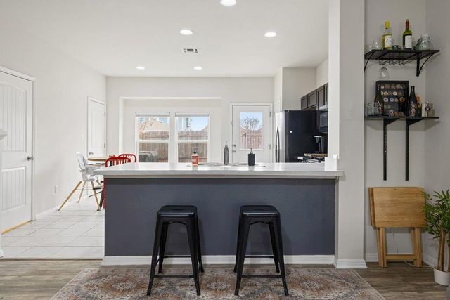 1058 Sand Post PL, San Marcos, TX 78666