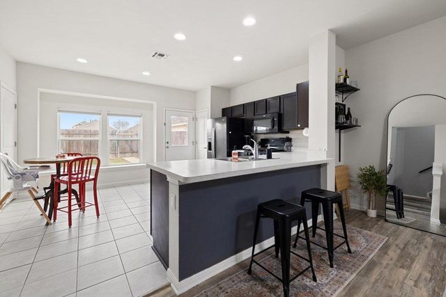 1058 Sand Post PL, San Marcos, TX 78666