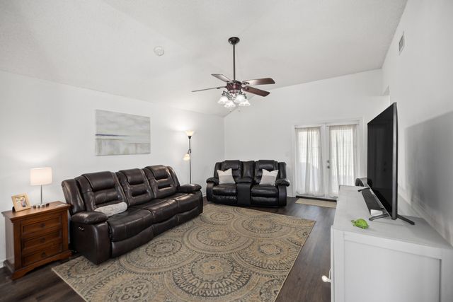 993 Kirkley Court, Fort Walton Beach, FL 32547