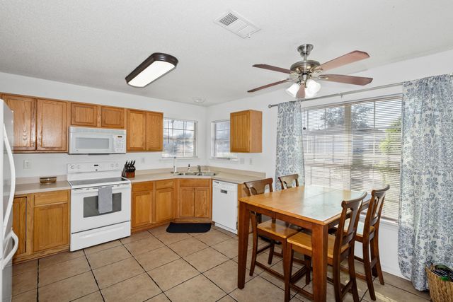 993 Kirkley Court, Fort Walton Beach, FL 32547