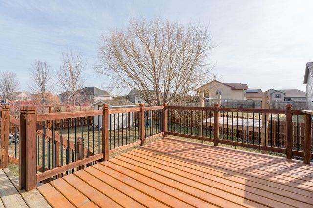 220 Cole Court, Mankato, MN 56001