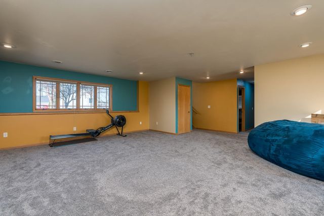 220 Cole Court, Mankato, MN 56001