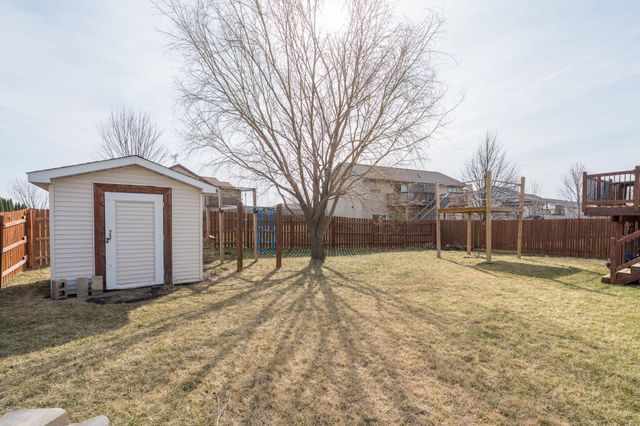 220 Cole Court, Mankato, MN 56001