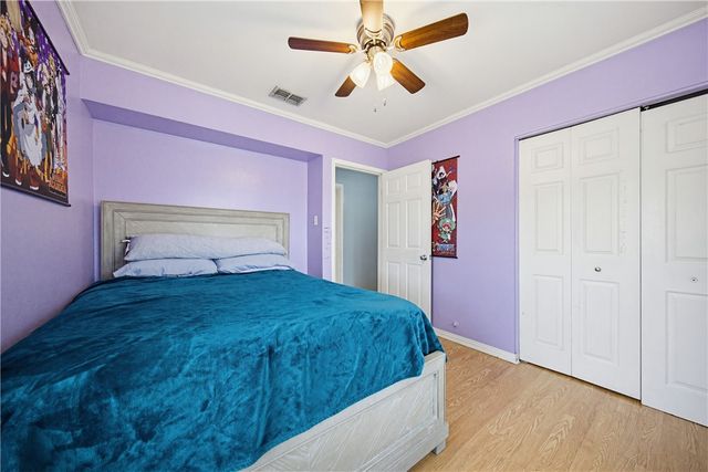 1607 Crosby St, Portland, TX 78374