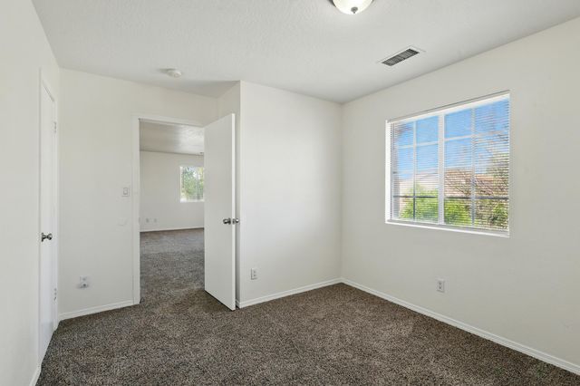 2016 Sea Breeze Street NW, Albuquerque, NM 87120
