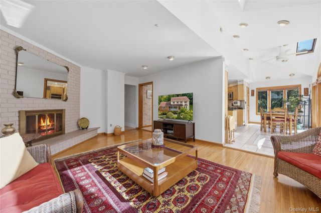 110 Cypress Lane, Briarcliff Manor, NY 10510