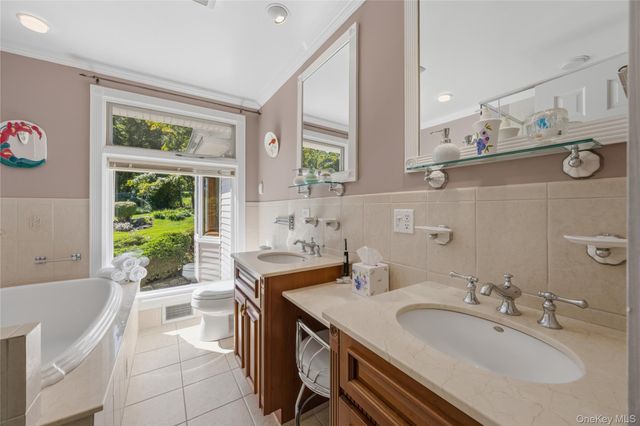 110 Cypress Lane, Briarcliff Manor, NY 10510