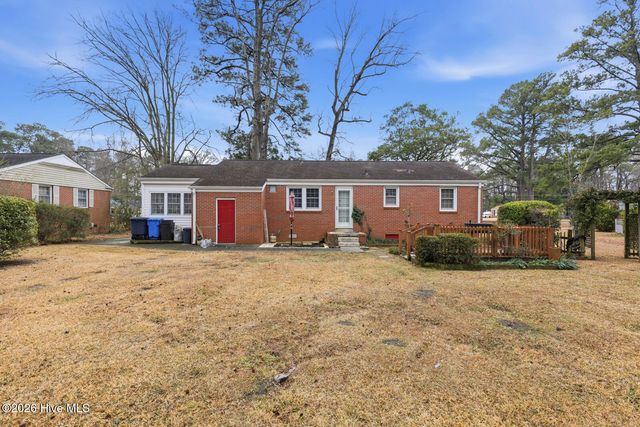 608 Maple Street, Jacksonville, NC 28540