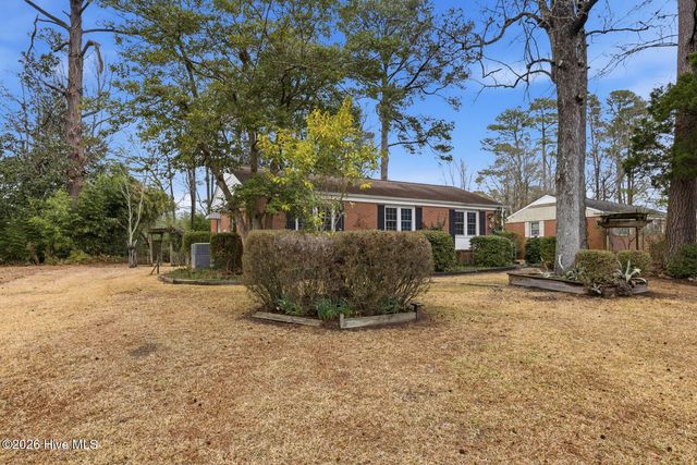 608 Maple Street, Jacksonville, NC 28540