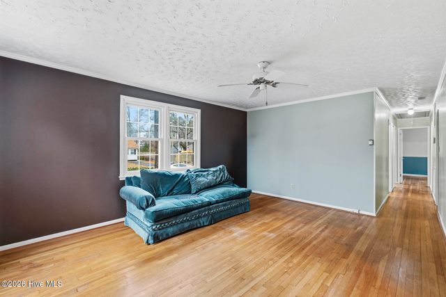 608 Maple Street, Jacksonville, NC 28540