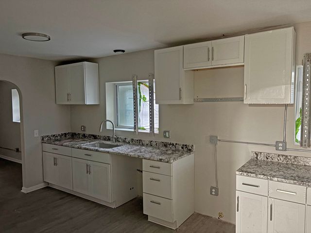 1014 Bloor Avenue, Flint, MI 48507