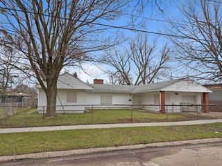 1014 Bloor Avenue, Flint, MI 48507