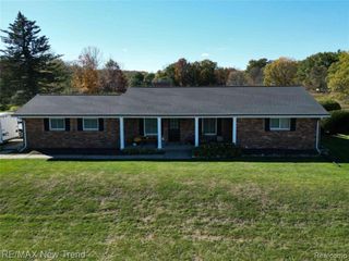 1656 S Lapeer Road, Lapeer, MI 48446