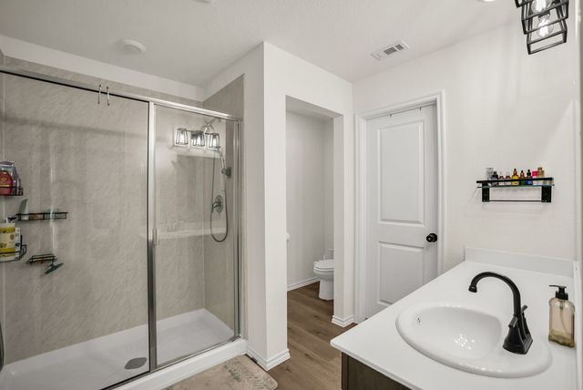 608 Daybreak Lane, Lavon, TX 75166