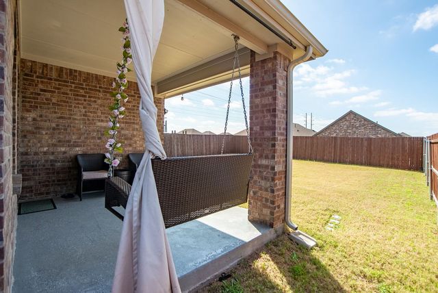 608 Daybreak Lane, Lavon, TX 75166