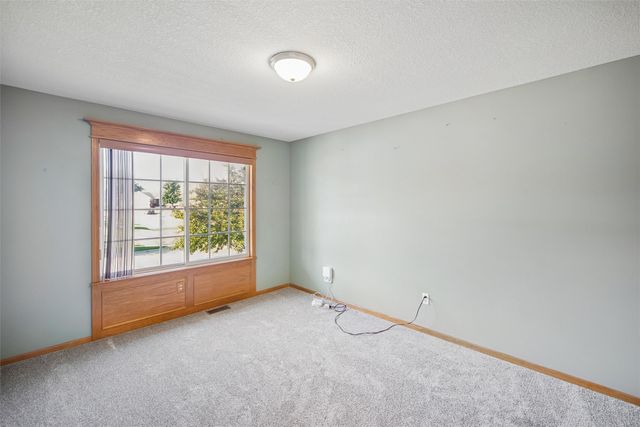 3104 SE 23rd Street, Ankeny, IA 50021