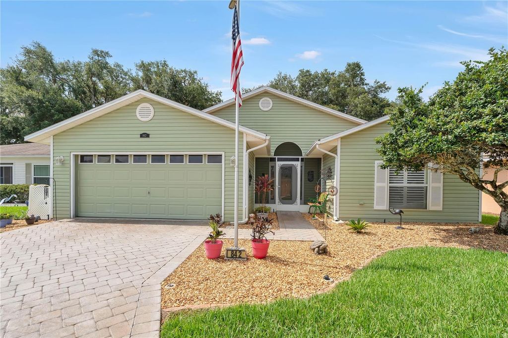 842 OLD OAKS LANE, Leesburg, FL 34748