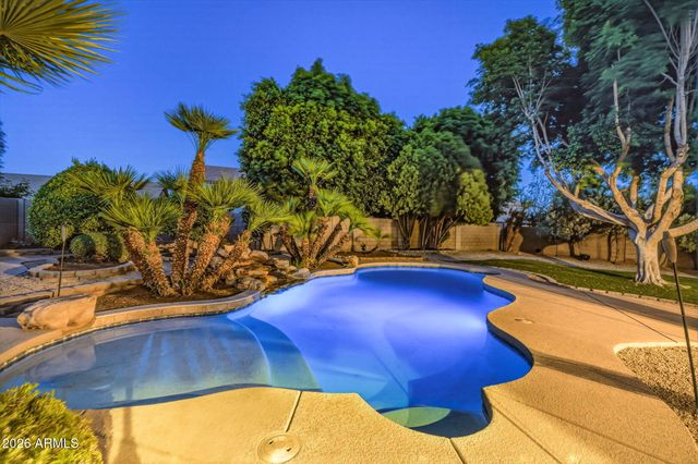 21547 N 85TH Drive, Peoria, AZ 85382