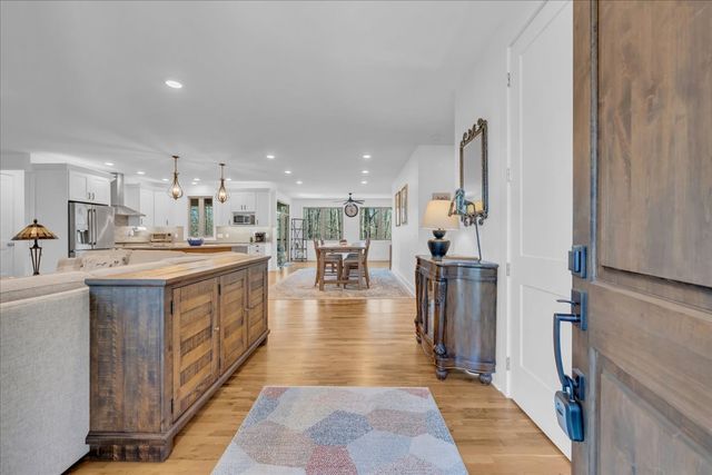 414 Watercolor Dr, Sparta, TN 38583