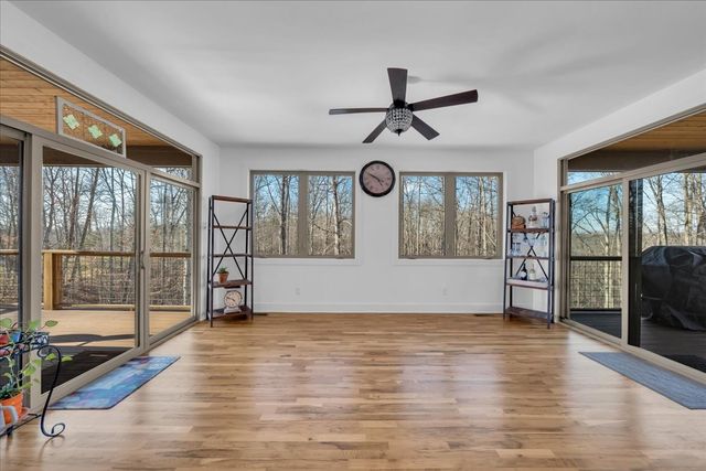 414 Watercolor Dr, Sparta, TN 38583