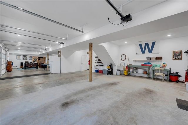 414 Watercolor Dr, Sparta, TN 38583