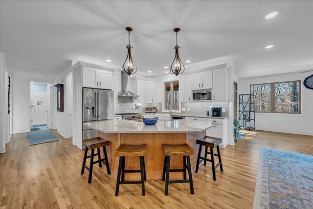 414 Watercolor Dr, Sparta, TN 38583