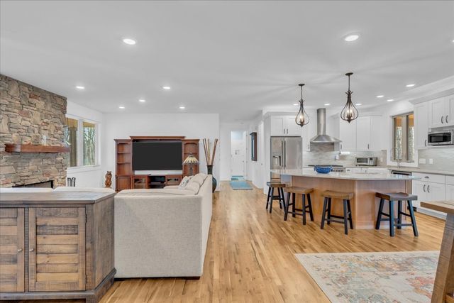 414 Watercolor Dr, Sparta, TN 38583