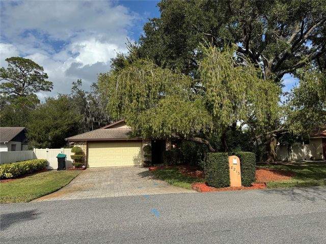 8213 LOST LAKE DRIVE, Orlando, FL 32817
