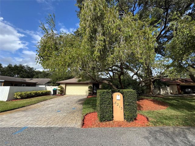 8213 LOST LAKE DRIVE, Orlando, FL 32817