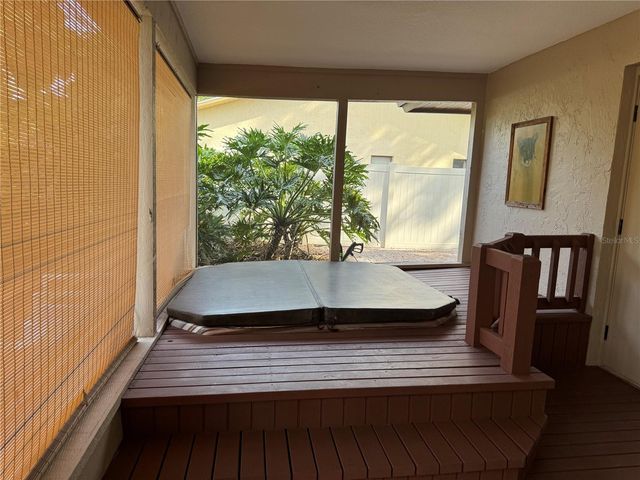 8213 LOST LAKE DRIVE, Orlando, FL 32817