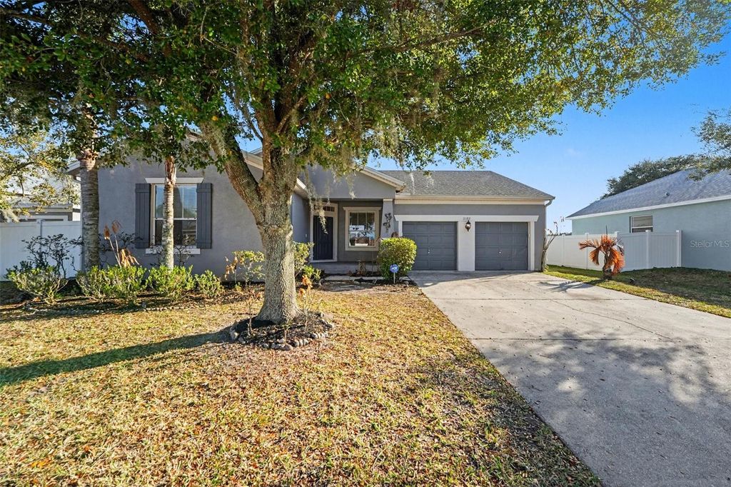 Image 1 of property listing at 3120 STONINGTON RUN, Kissimmee, FL 34746