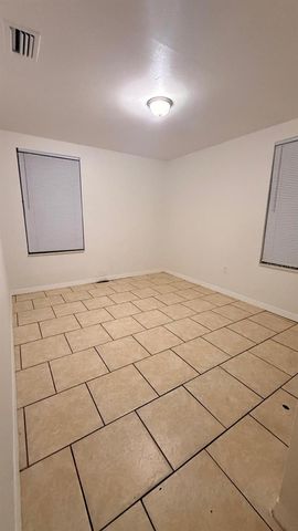 1604 WOODLYN DRIVE, Leesburg, FL 34748