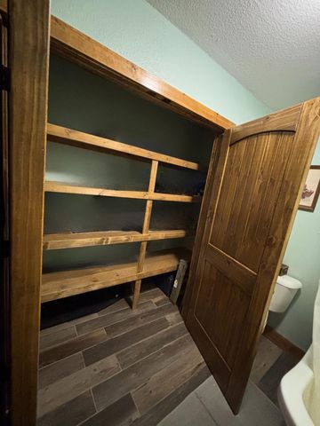 16646 County Road 423, Eminence, MO 65466