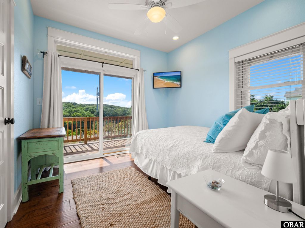 Image 11 of property listing at 2215 Sandpiper Road Lot #20, Corolla, NC 27927