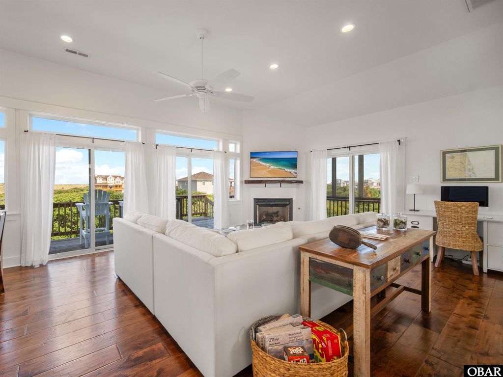 Image 25 of property listing at 2215 Sandpiper Road Lot #20, Corolla, NC 27927