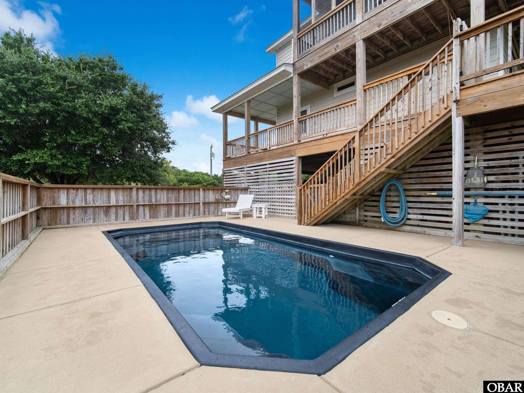 Image 6 of property listing at 2215 Sandpiper Road Lot #20, Corolla, NC 27927