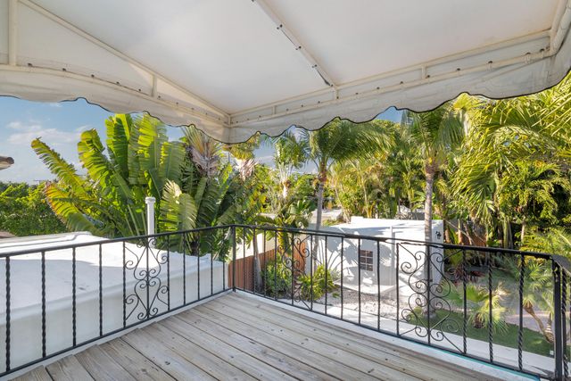 137 Edgewood Drive, West Palm Beach, FL 33405