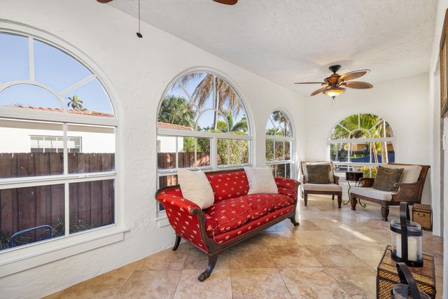 137 Edgewood Drive, West Palm Beach, FL 33405