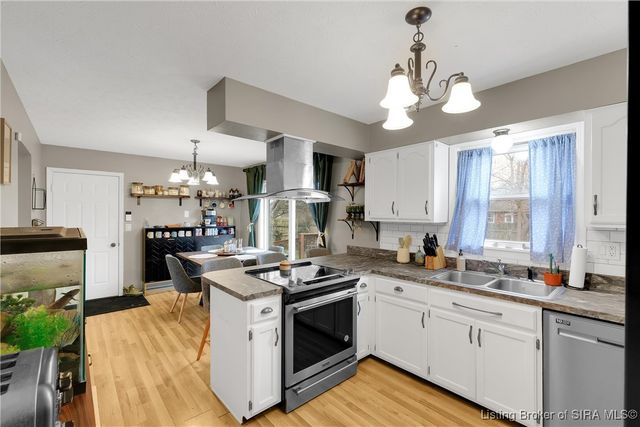 2308 Brookwood Court, Clarksville, IN 47129