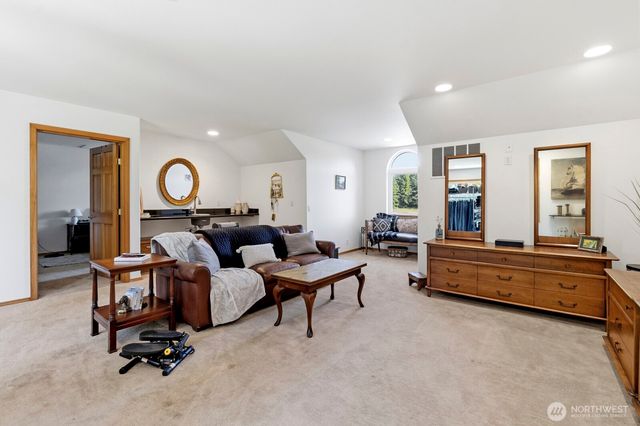 12540 123rd Avenue SE, Rainier, WA 98576