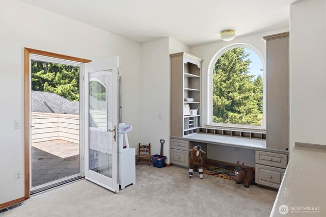 12540 123rd Avenue SE, Rainier, WA 98576