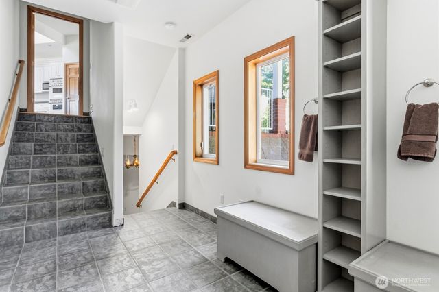 12540 123rd Avenue SE, Rainier, WA 98576